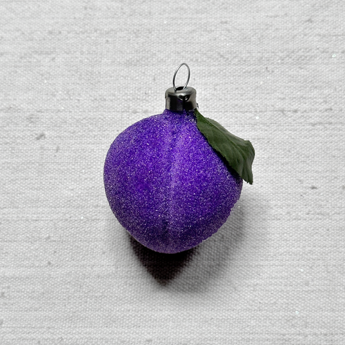 Nostalgic Plum with Leaf Ornament