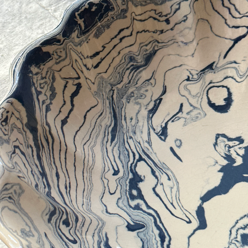 Marbled Portuguese Scalloped Platter in Belle Île (BI #744)