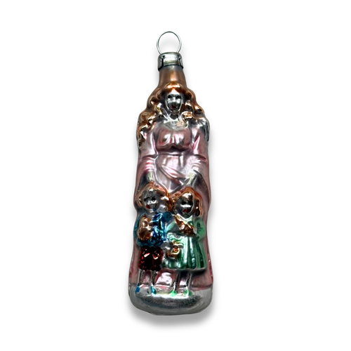 Nostalgic Mother with Children Ornament