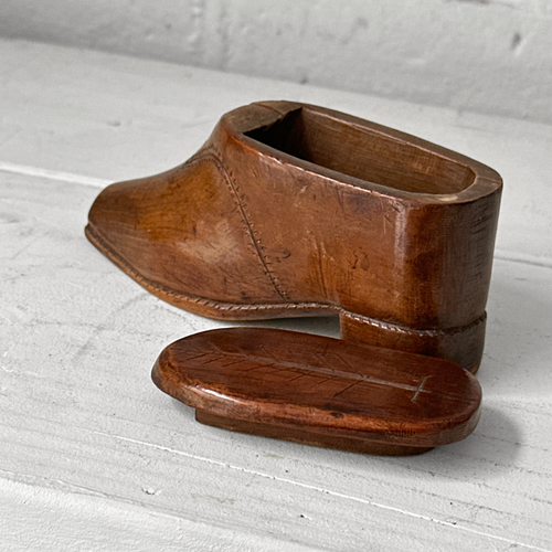 19th-century Wooden Shoe Snuff Box