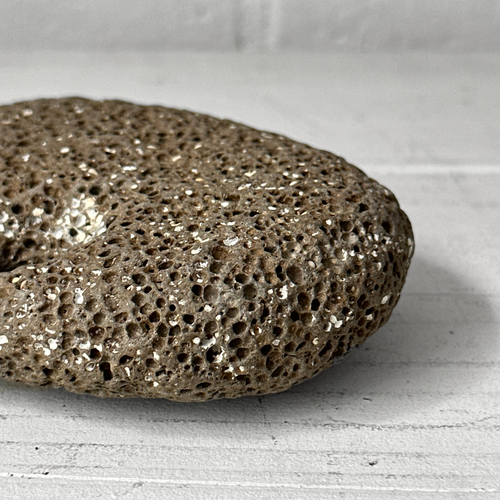 Net Weight Micronesian Volcanic Rock