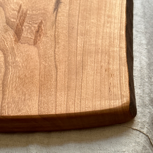 Spencer Peterman 15" Cherry Wood Cutting Board with Handle (SP-21)