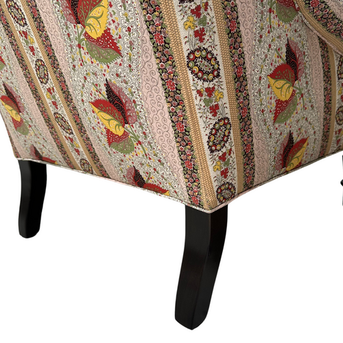 Royal Chair in Décors Barbares Casse-Noisette Pink Fabric