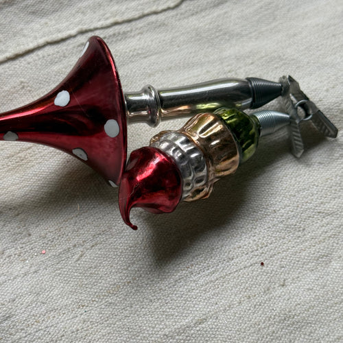 Nostalgic Gnome with Mushroom Clip-on Ornament
