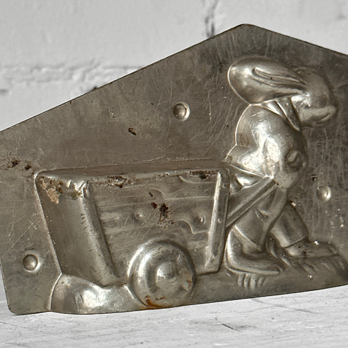 Antique Chocolate Rabbit with Wagon Tin Mold (#25)