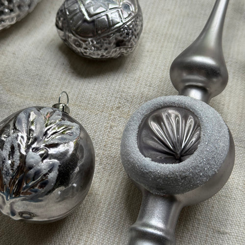 Set of 14 Silver Ornaments with Small Tree Topper
