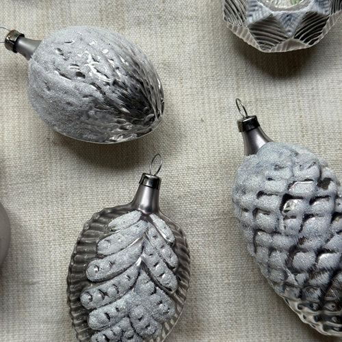 Set of 14 Silver Ornaments with Small Tree Topper