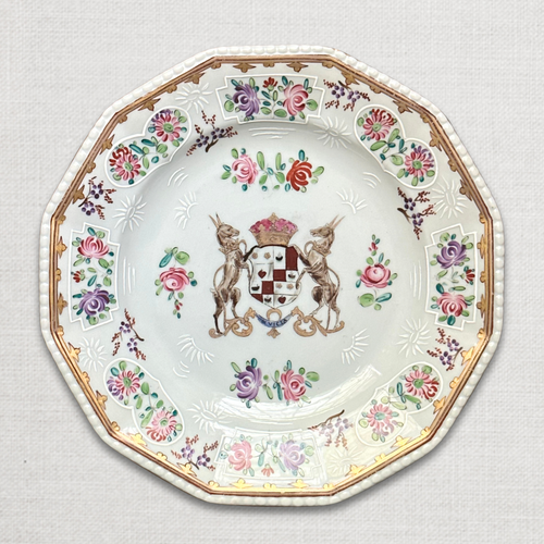 Set of Seven 19th-Century Chinese Export Style Samson of Paris Armorial Dessert Plates