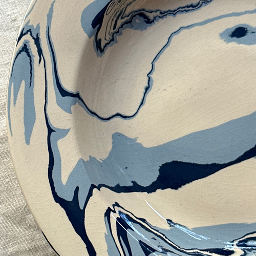 Marbled Deep Presentation Plate in Belle Île (BI #766)