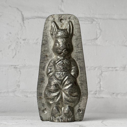 Antique Chocolate Clothed Rabbit Tin Mold (#35)