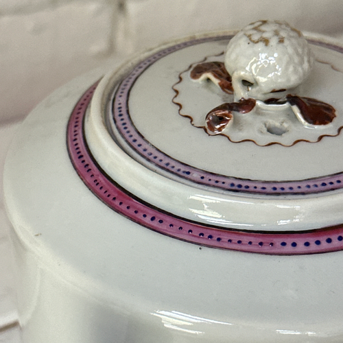 18th-century Famille Rose Chinese Qing Porcelain Teapot
