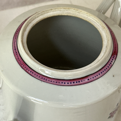 18th-century Famille Rose Chinese Qing Porcelain Teapot