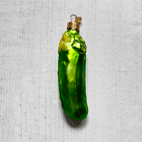 Nostalgic Pickle with Leaf Ornament