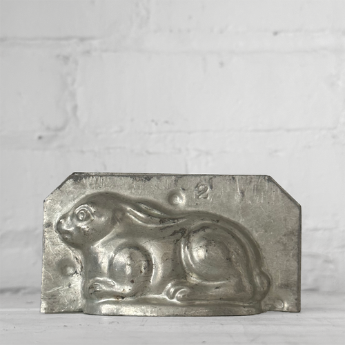 Antique Chocolate Rabbit Tin Mold  (#04)