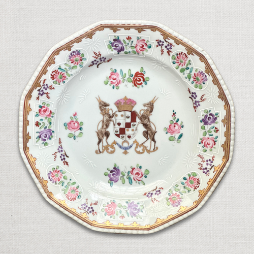 Set of Seven 19th-Century Chinese Export Style Samson of Paris Armorial Dessert Plates