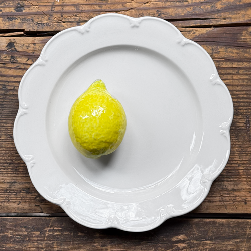 Trompe L'oeil Lemon Plate with Scalloped Rim