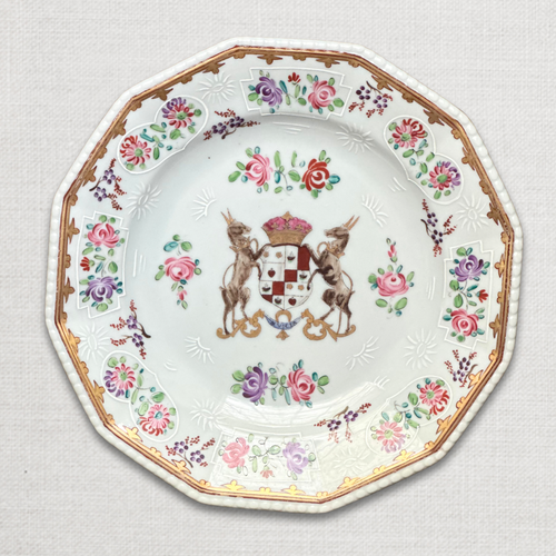 Set of Seven 19th-Century Chinese Export Style Samson of Paris Armorial Dessert Plates