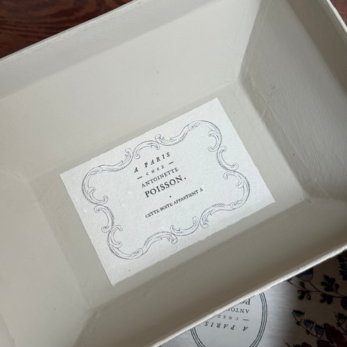 Antoinette Poisson Small Wedding Box in "Mignonette" No. 73A