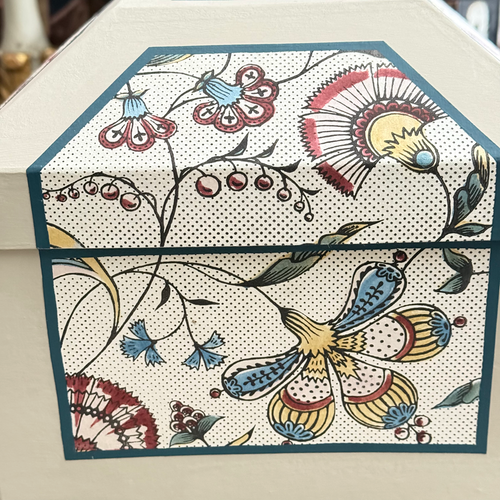Antoinette Poisson Large Wedding Box in "Jaipur Colors" No. 57A