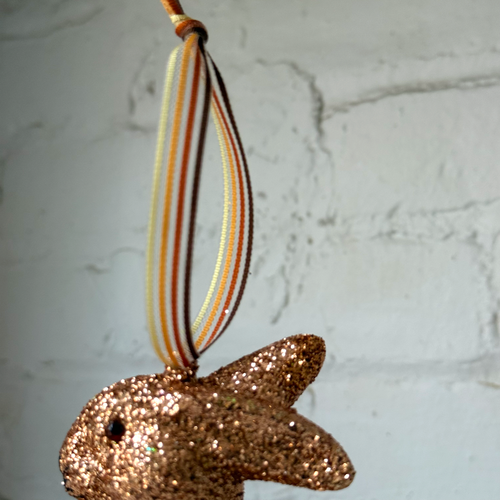 Ino Schaller Extra-Small Sitting Glitter Bunny Ornament in Champagne