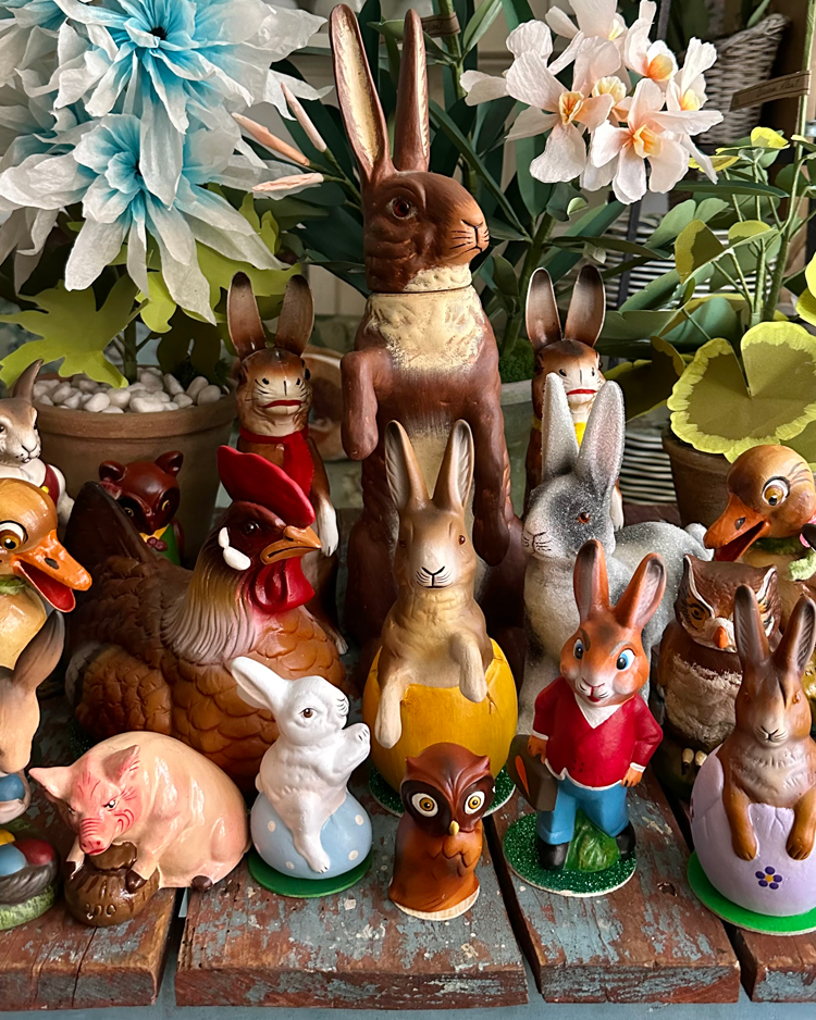Tabletop Figures
