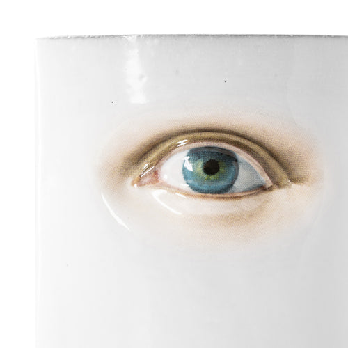 Serena Vu Cup - Right
