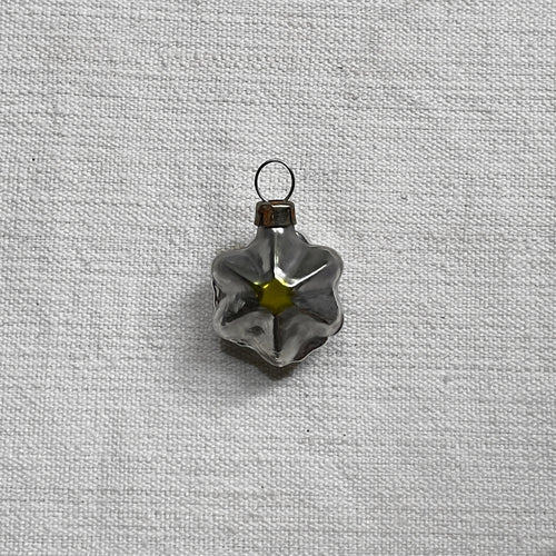 Nostalgic Tiny Wide Star Ornament